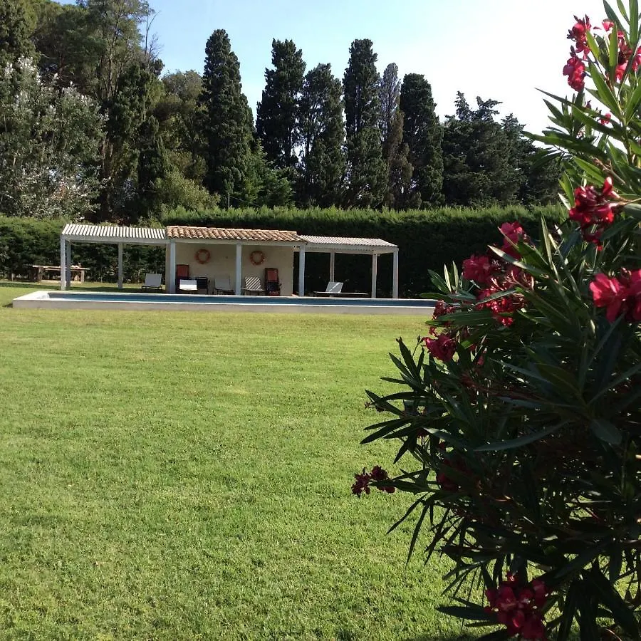 La Ferme De Gigognan Bed and Breakfast Avignon Bed & Breakfast