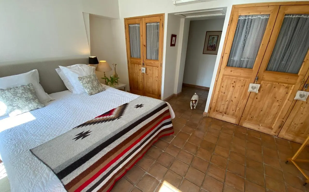 Bed & Breakfast La Ferme De Gigognan Bed and Breakfast Avignon