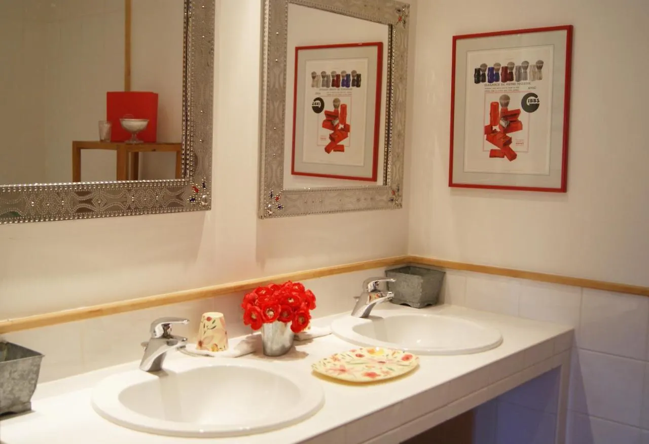 Bed & Breakfast La Ferme De Gigognan Bed and Breakfast Avignon