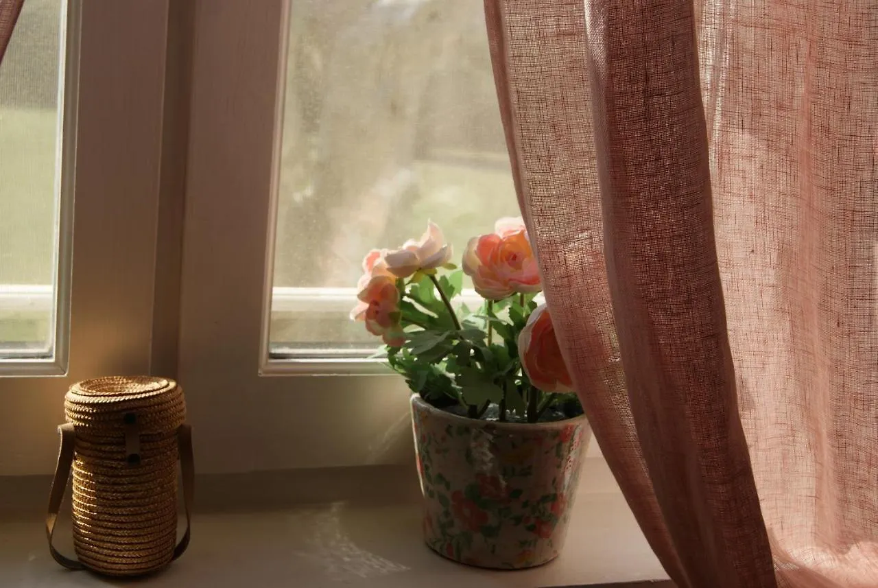 La Ferme De Gigognan Bed and Breakfast Avignon 2*,