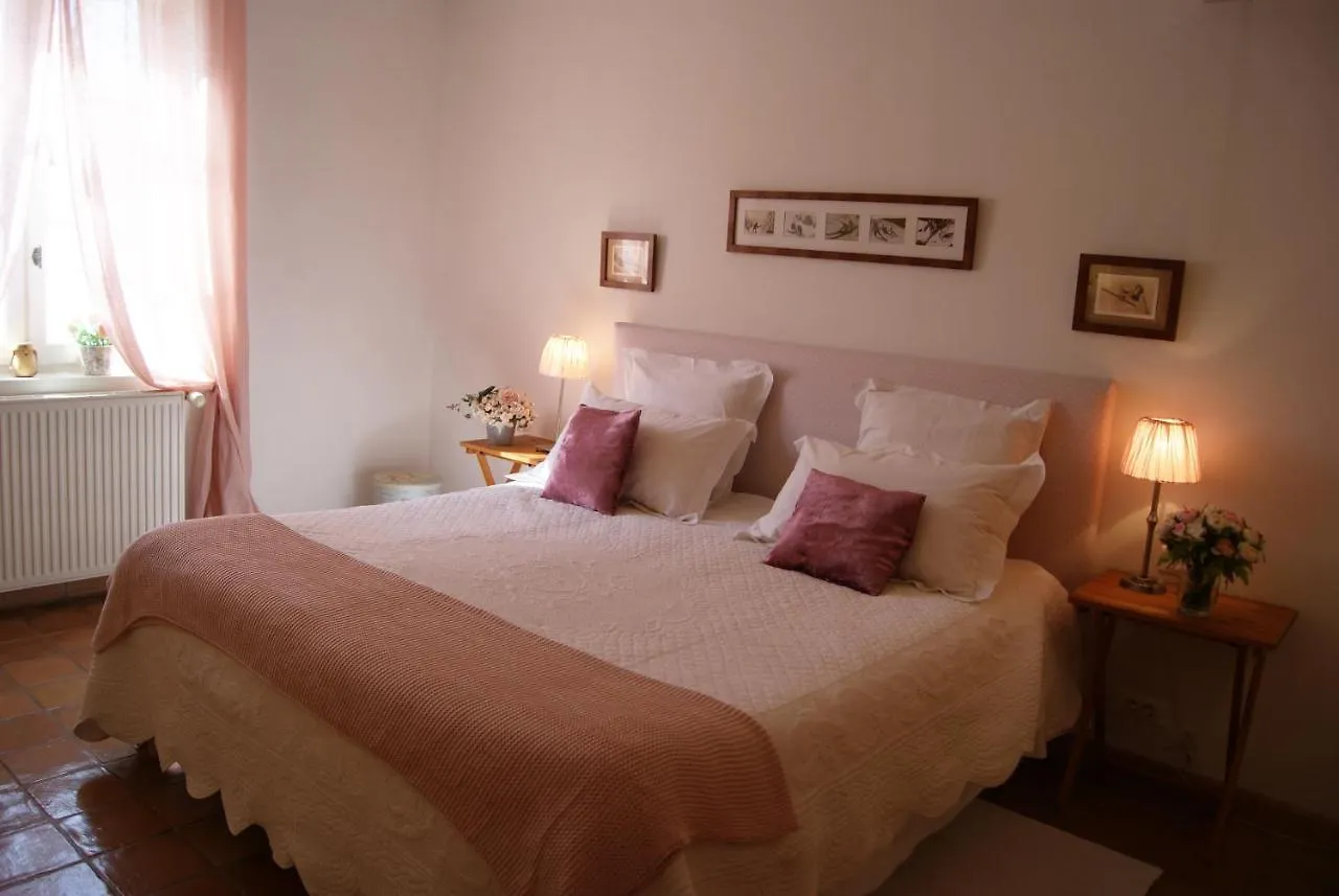 Bed & Breakfast La Ferme De Gigognan Bed and Breakfast Avignon