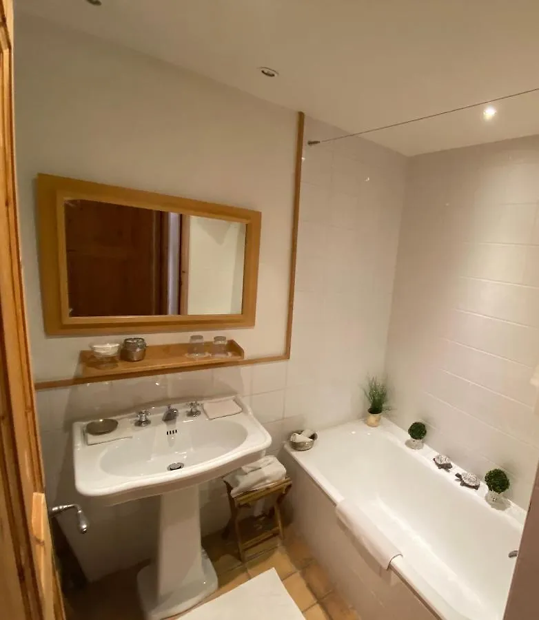 ** Bed & Breakfast La Ferme De Gigognan Bed and Breakfast Avignon Frankrig
